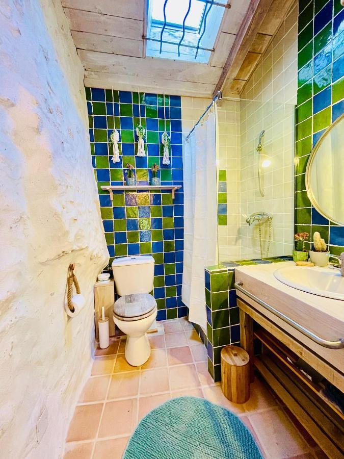 Histoire De Cru Bed & Breakfast Saignon Exterior photo