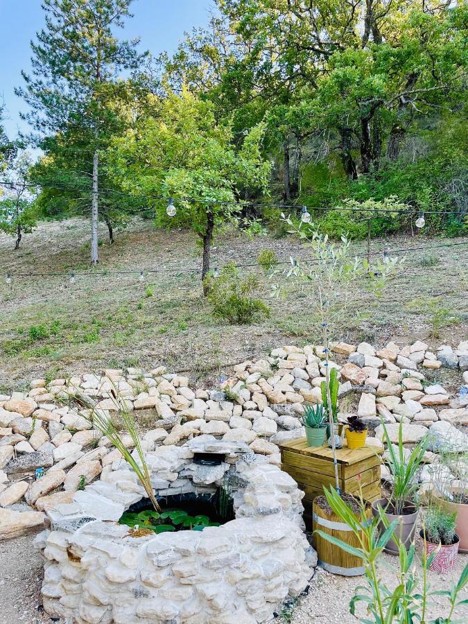 Histoire De Cru Bed & Breakfast Saignon Exterior photo