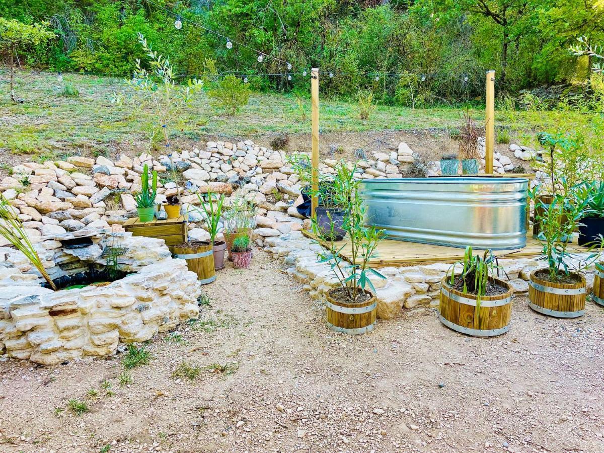 Histoire De Cru Bed & Breakfast Saignon Exterior photo